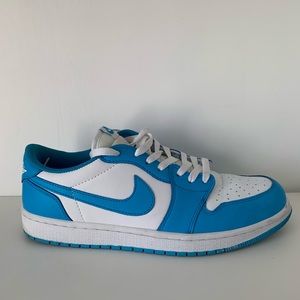 UNC Air Jordan 1 low SB